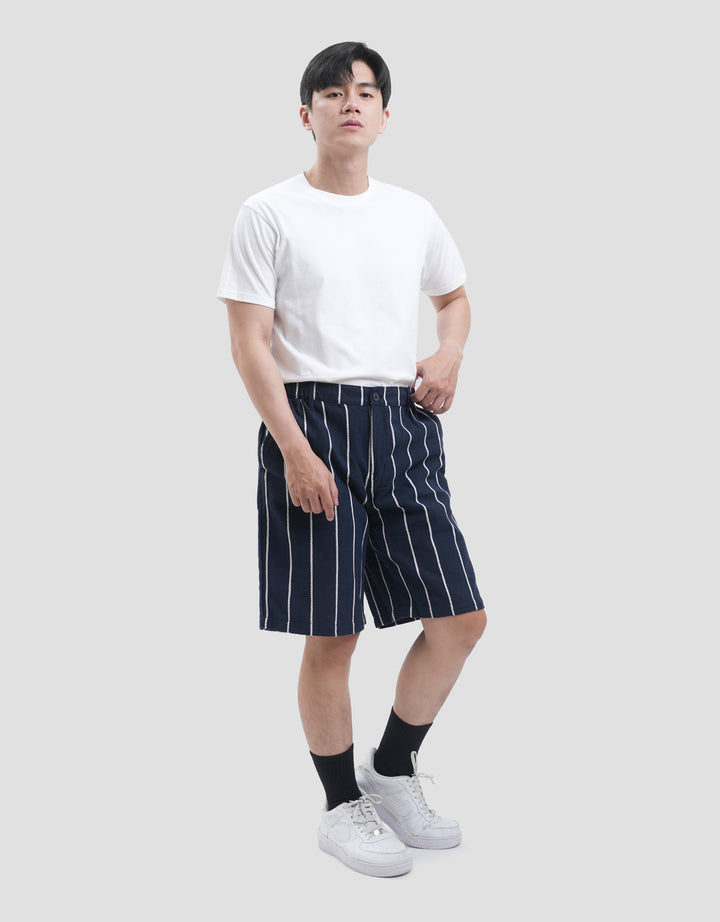 Nevada Texture Regular Stripe Celana Pendek Pria