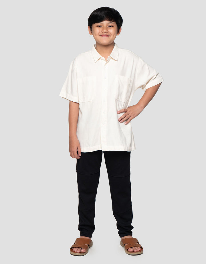 Nevada Fit Ecru Classic Collar And Pocket Kemeja Denim Oversize Anak Laki-laki