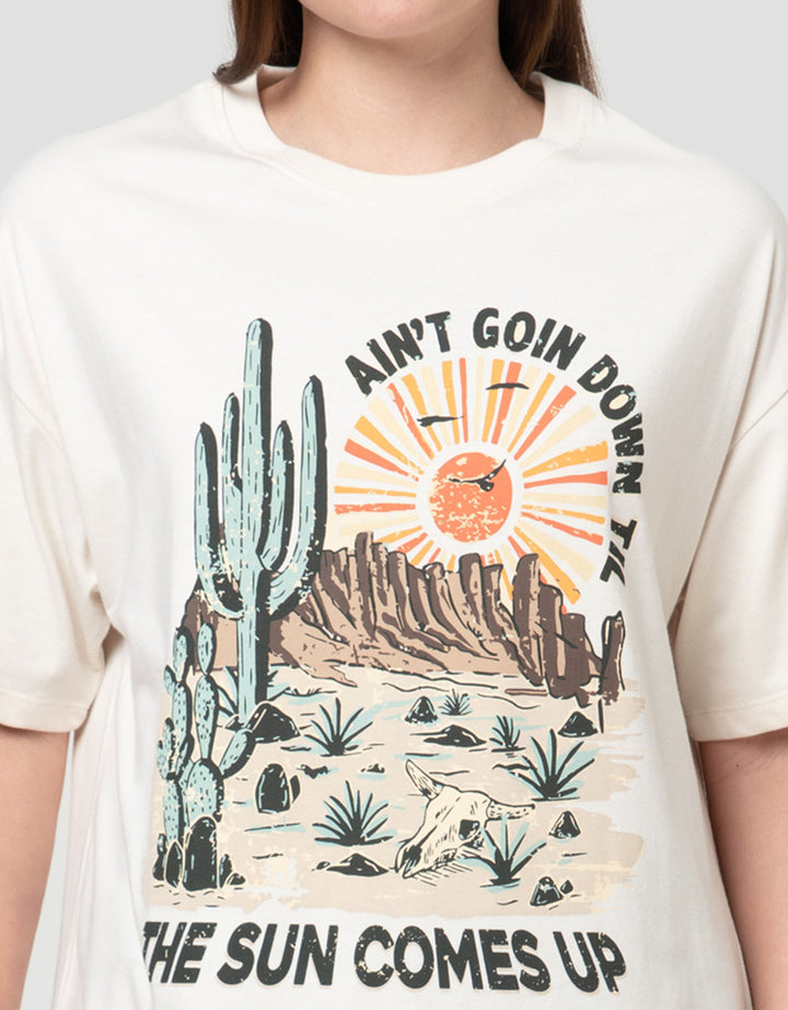 Nevada The Sun Comes Up Kaos Wanita