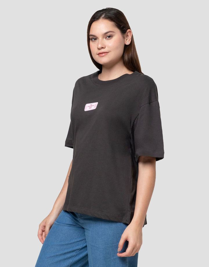 Nevada Comb The Love Struck Club Kaos Wanita