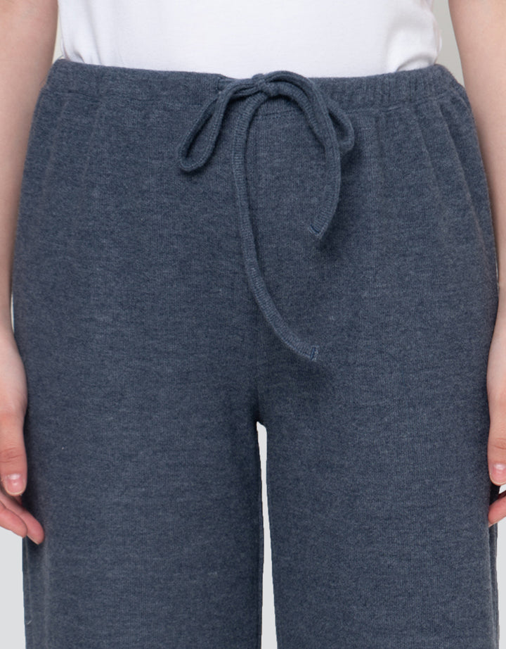 Nevada Sueding Small Waist Band Celana Panjang Wanita