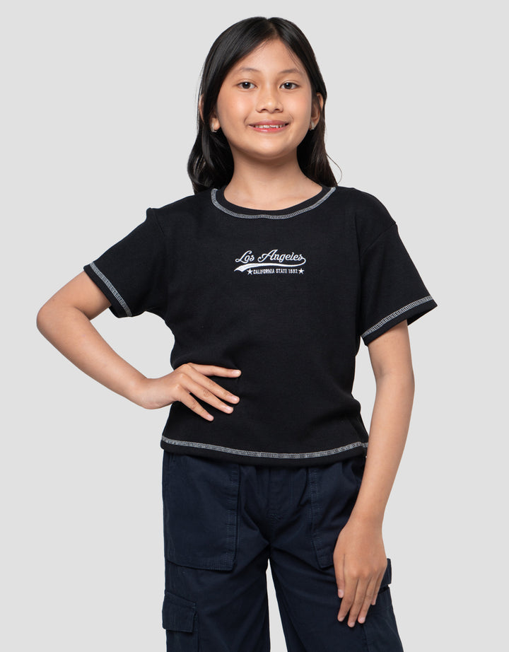Nevada Rib Contrast Stitching Bordir Kaos Anak Perempuan