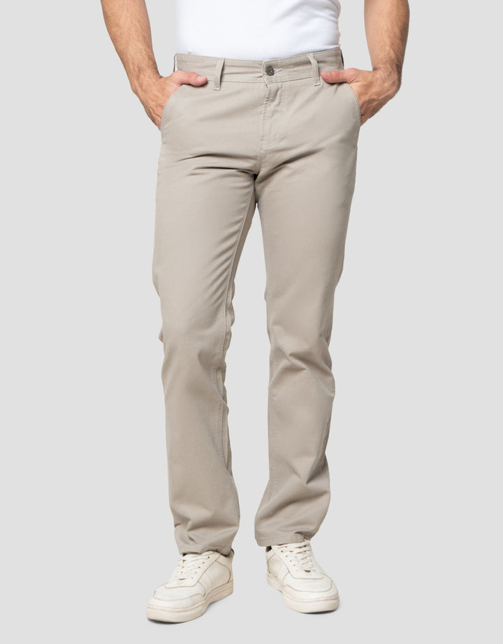 Lois Comfort Celana Chinos Slim Fit Pria