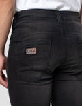 Lois Slim Stretch Fit Celana Denim Sls117Hb Pria
