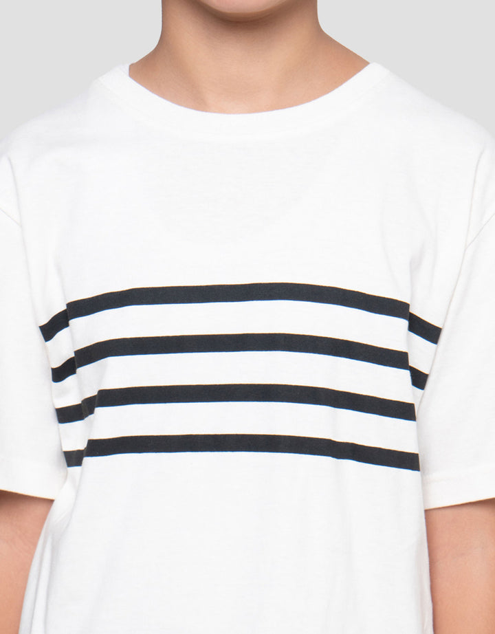 Nevada Print On Chest Stripe Kaos Anak Laki-laki
