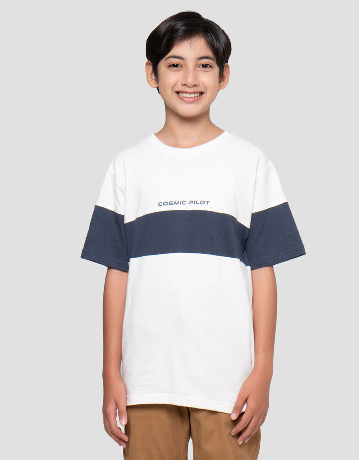 Nevada Vertical Cut N Sewn Solid Print Kaos Anak Laki-laki