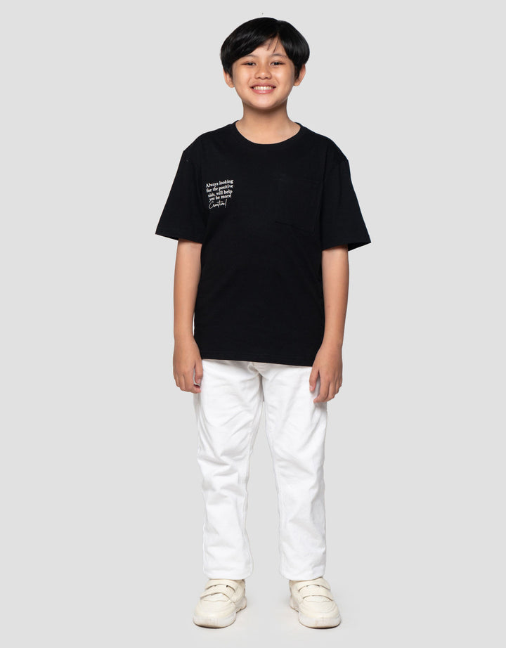 Nevada Pocket Print Wording Kaos Lengan Pendek Anak Laki-Laki