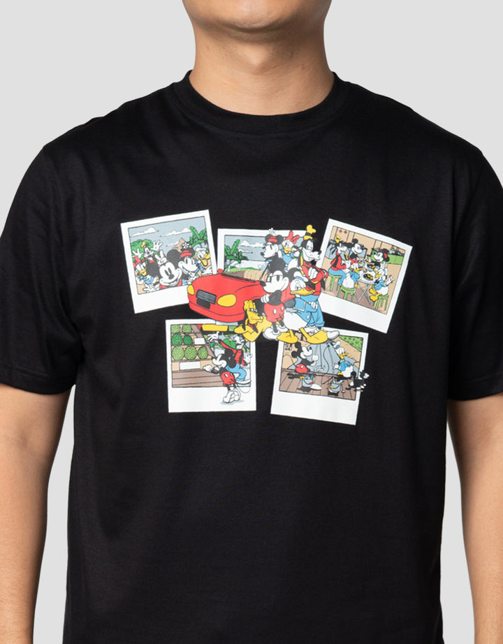 Disney Mickey Homecoming Kaos Pria