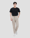 Nevada Woven Slim Fit Celana Chinos Pria