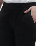 Nevada Woven Regular Celana Chinos Pria