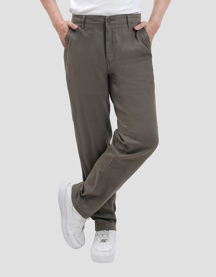 Nevada Woven Regular Celana Chinos Pria