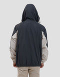 Nevada Woven Nylon Crinkle Cut & Sewn Jaket Hoodie Pria