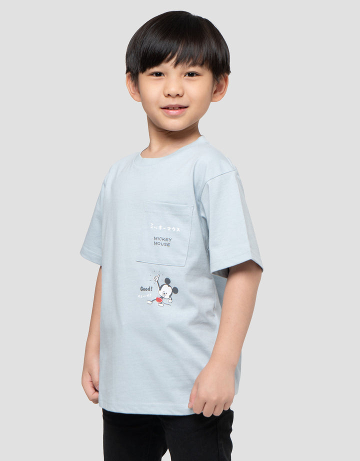 Suko Graphic Pocket Disney Kerah Bulat Kaos Lengan Pendek Anak Laki-Laki