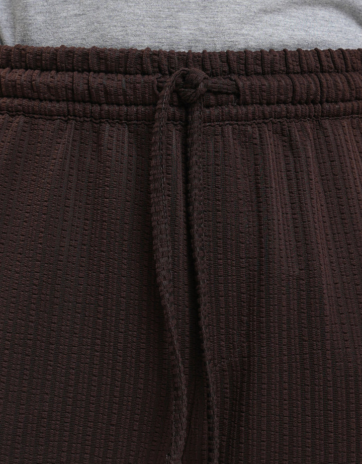 Nevada Knit Above Knee Texture Celana Pendek Pria