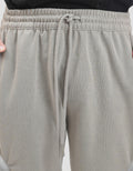Nevada Loose Fit 3D Zipper Celana Cargo Pria