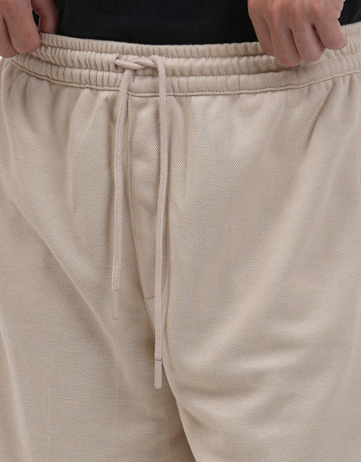 Nevada Knit Basic Texture Knee Celana Pendek Pria
