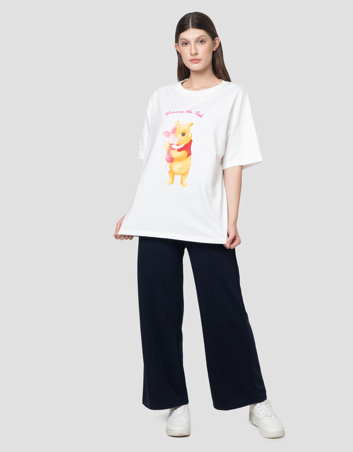 Disney Print Winnie The Pooh Kaos Oversize Wanita