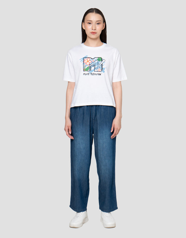 Nevada Tee Boxy Print Kaos Wanita