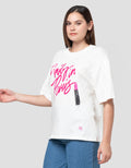 Nevada New Print Emily In Paris Kaos OversizeWanita