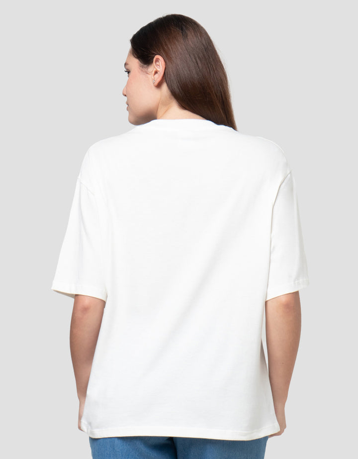 Nevada New Print Emily In Paris Kaos OversizeWanita