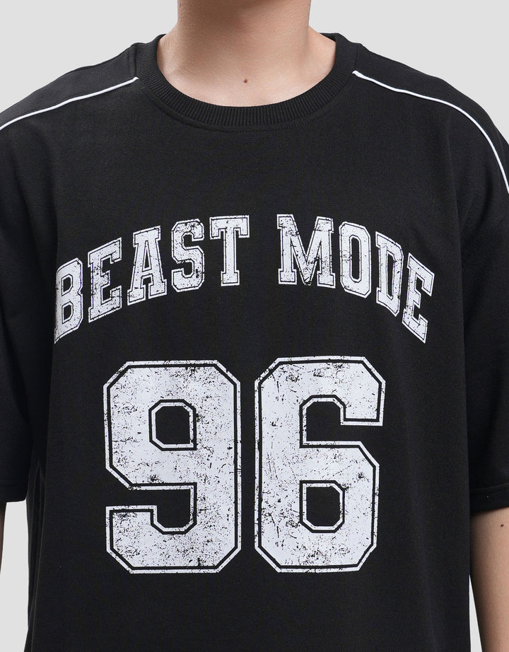 Nevada Babyterry Varsity Look Number 96 Kaos Oversize Pria