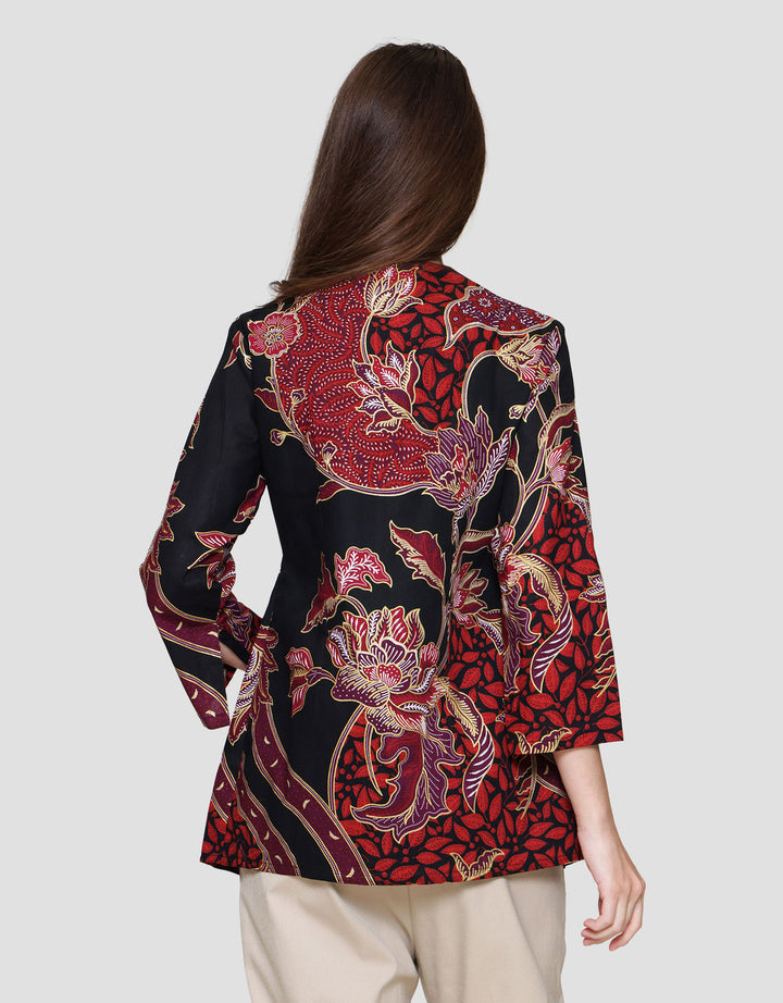 Arjuna Weda Sawat Rambat Blouse Batik Wanita