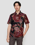 Arjuna Weda Sawat Rambat Hem Batik Pria
