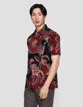 Arjuna Weda Sawat Rambat Hem Batik Pria
