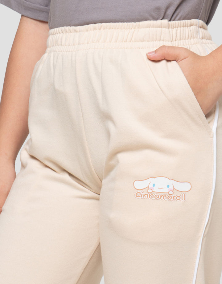 Character Lis Cinnamoroll Jogger Anak Perempuan