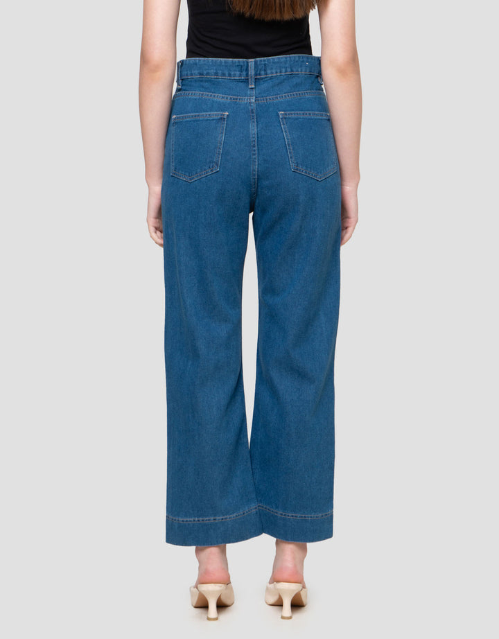 Nevada Straight Fit Celana Denim Wanita