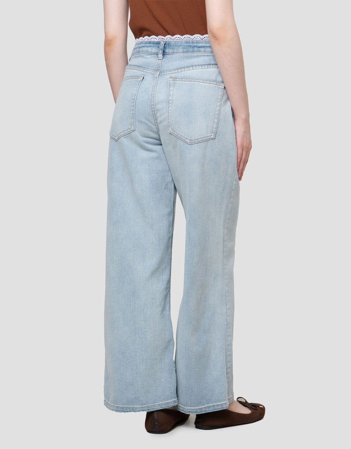 Nevada Wide Leg Lace Trim Celana Denim Wanita