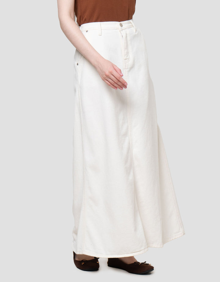 Nevada Basic A Line Rok Denim Wanita