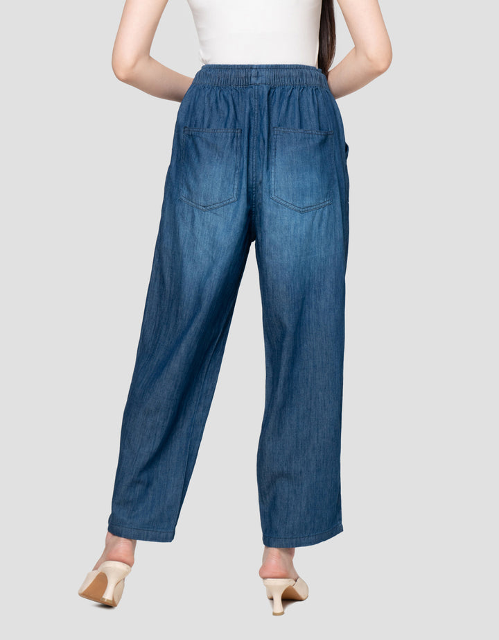 Nevada Tappered Celana Denim Wanita