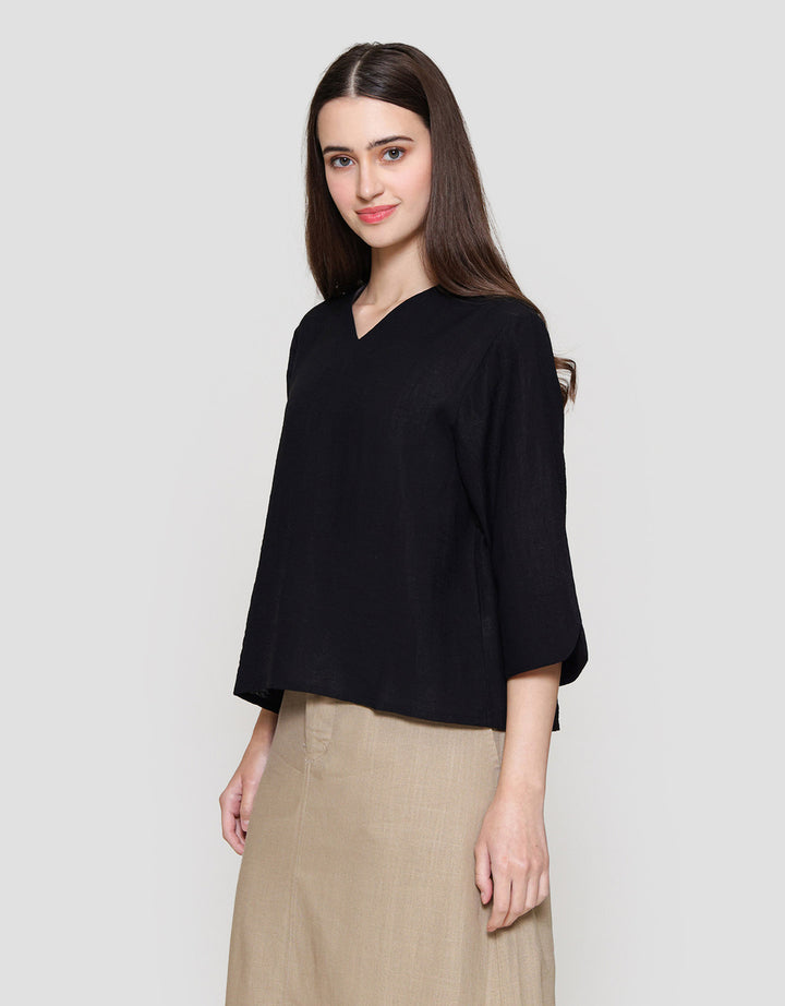 Connexion Blend Plain Loose Blouse Wanita
