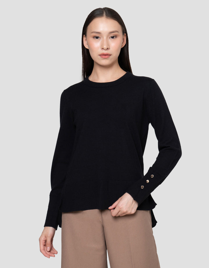 Annisa With Gold Button Kaos Oversize Wanita