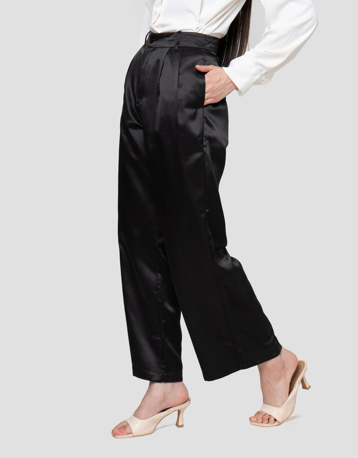 Annisa Wide Leg Satin Celana Panjang Wanita