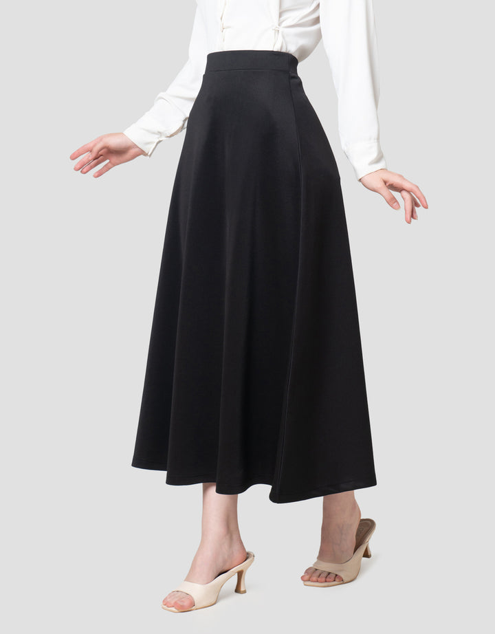 Annisa Flared Solid Rok Panjang Wanita