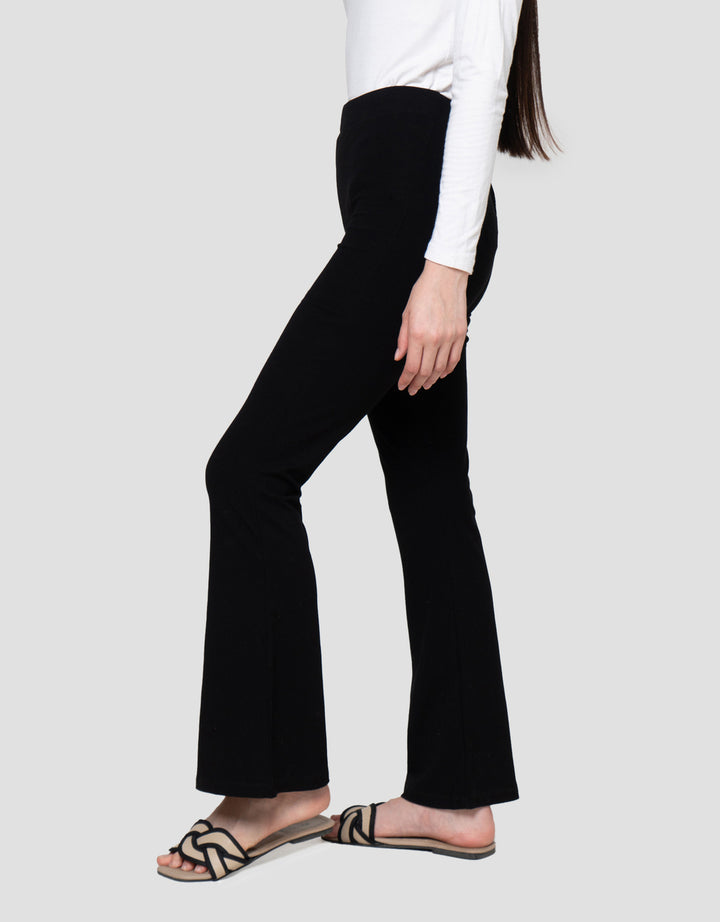 Annisa Legging Knit Bottom Bootcut Celana Panjang Wanita