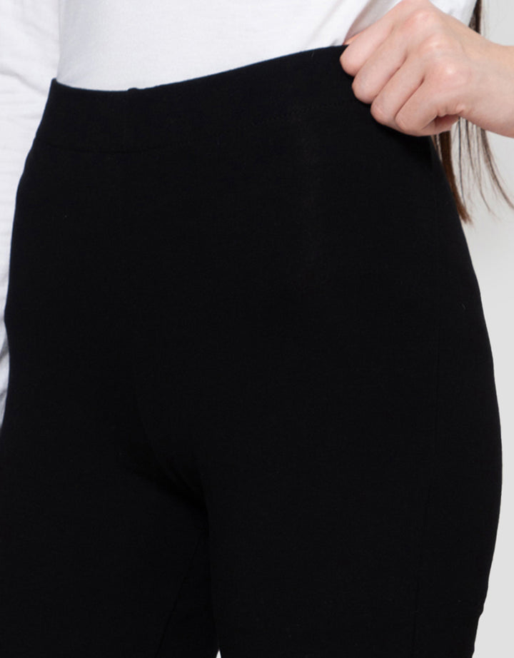 Annisa Legging Knit Bottom Bootcut Celana Panjang Wanita