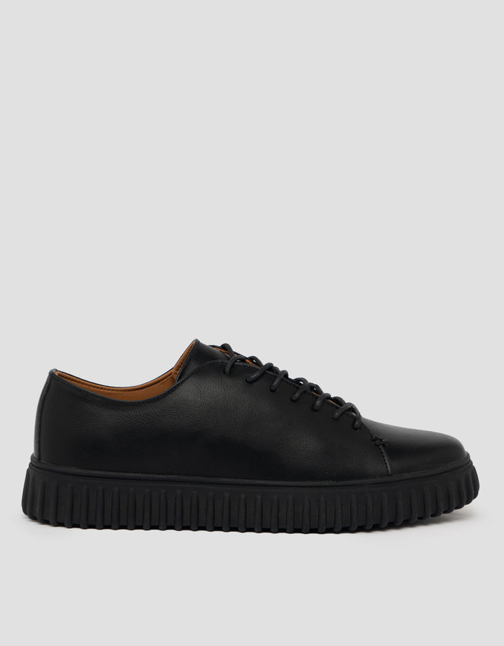 Volo Sepatu Sneakers HAMPTONS Pria