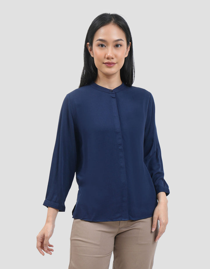 Connexion Mandarin Collar Basic Kemeja Wanita