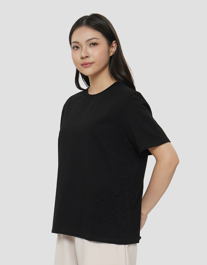 CONNEXION KAOS WANITA