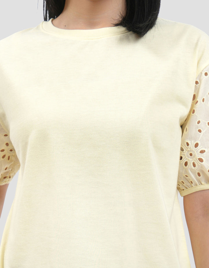 Connexion Eyelet Tgn Kaos Wanita
