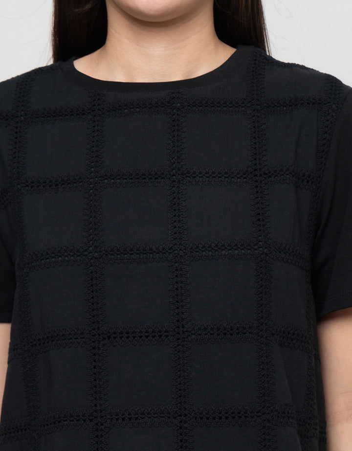 Connexion Chrochet Kaos Wanita