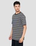 Cole Stripes Double Urban Revivo Kaos Pria