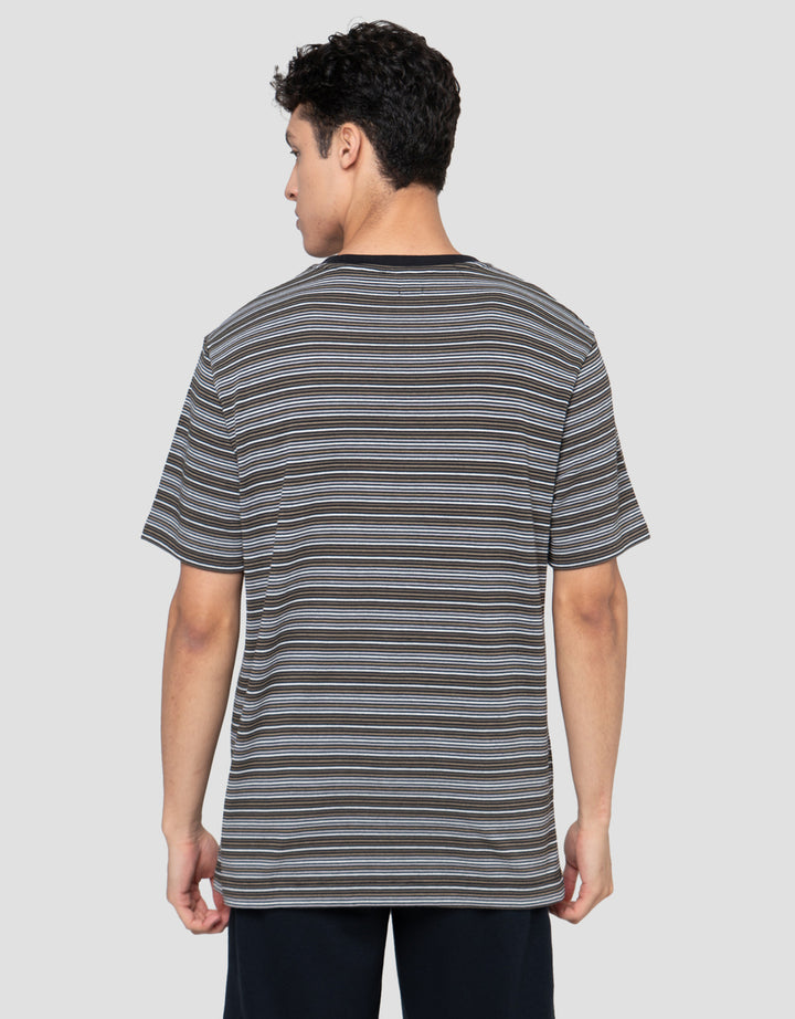 Cole Stripes Double Urban Revivo Kaos Pria