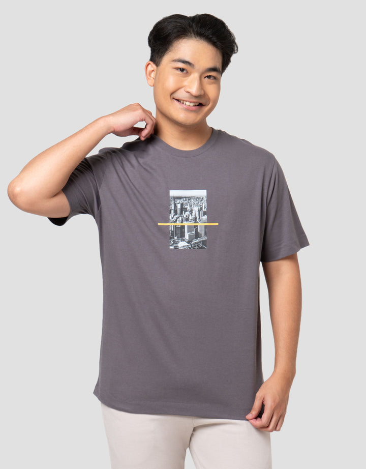 Cole Graphic Dtf City Back Print Kaos Pria