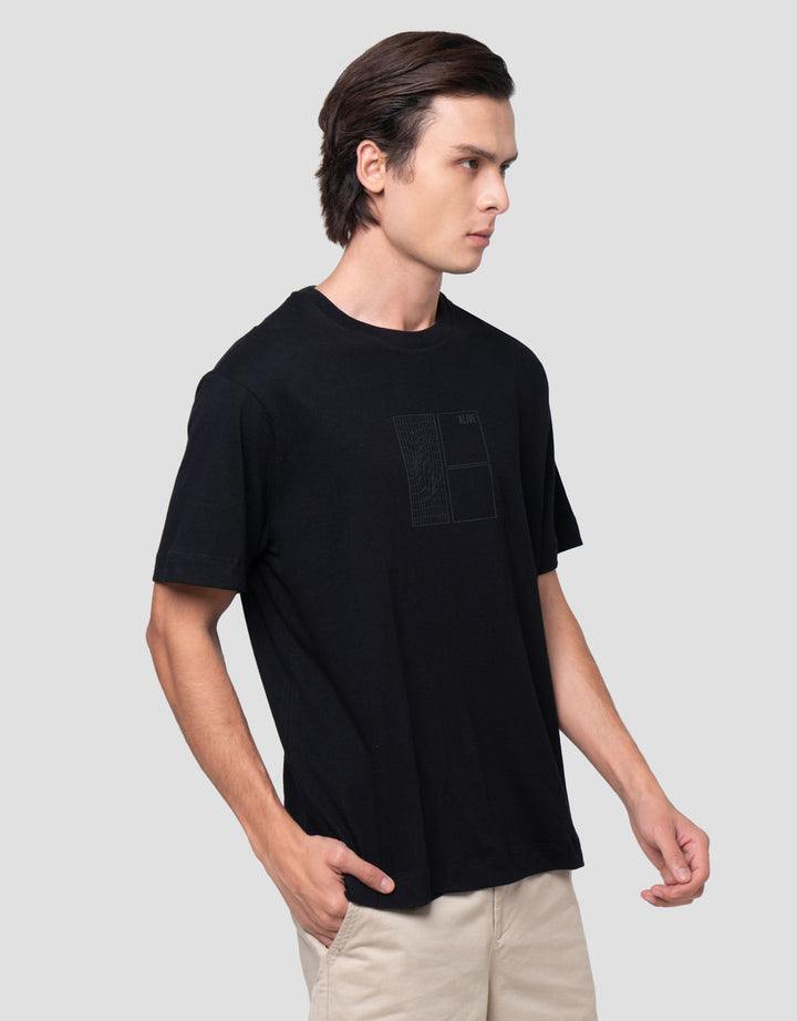 Cole Graphic Hd Print Map Reg Fit Kaos Pria