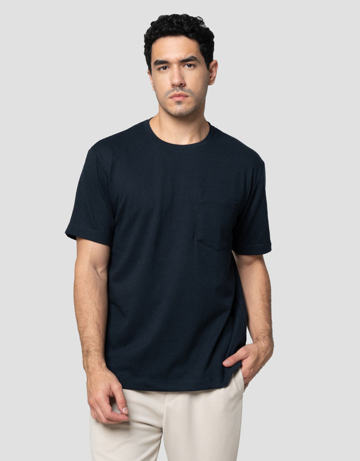 Cole Solid Popcorn Patch Pocket Reg Fit Kaos Pria