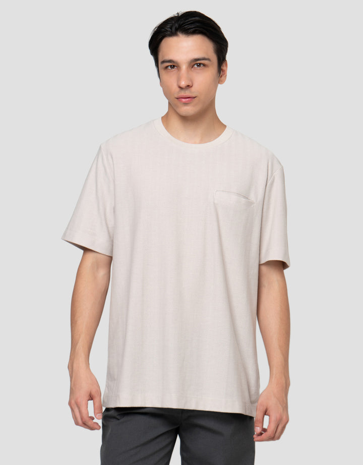 Cole Solid Texture Herring Bone Welt Pocket Smart Fit Kaos Pria